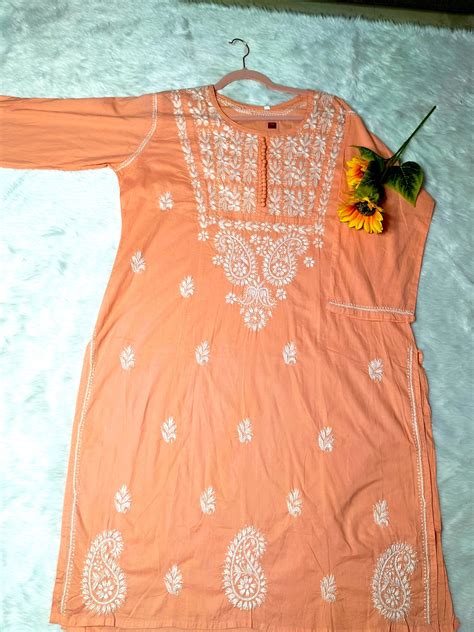 Open media 1 in modal