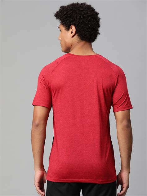 Alcis Men Colourblocked Anti Static Slim Fit T-shirt AAMTEEDS00075104