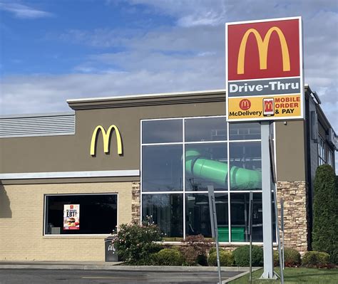 Mcdonald's Manager Ice Detention