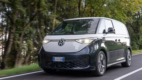 Volkswagen ID. Buzz: caratteristiche, prezzi, test drive - Infomotori