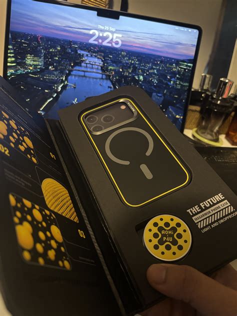 AOHi Magarmor iPhone 17 Pro Case Review: Ultra-Slim Build Meets ...