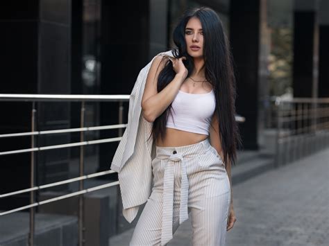 Syrian Bride Film 的图像结果