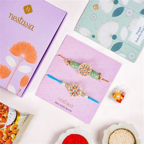 Jar Set With Tray - Festive Jars With Lid Set of 4 | Nestasia