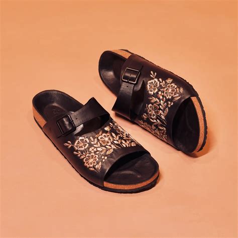 Shop Premium Handcrafted Leather Shoes for Men & Women | dmodot