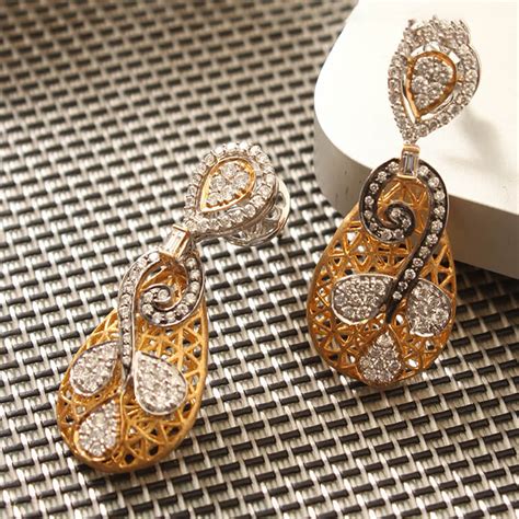 Buy Real Diamond Earrings Online | Real Diamond Earrings by Manubhai.