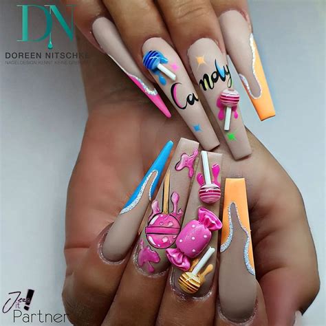 10 of the sweetest candy nail designs you need to try - Scratch