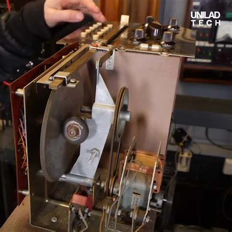 First Drum Machine 的图像结果