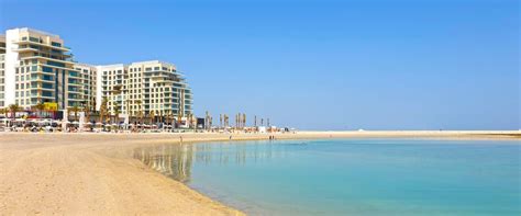 Top 8 Beaches in Bahrain that Offer Every Adventure and Fun
