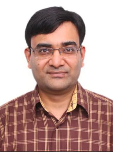 Dr. Pankul Mangla - Pulmonologist in South Delhi | Book Online ...