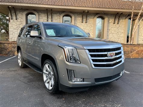 Used 2019 Cadillac Escalade LUXURY 4WD For Sale (Sold) | Auto Collection Murfreesboro Stock #382062
