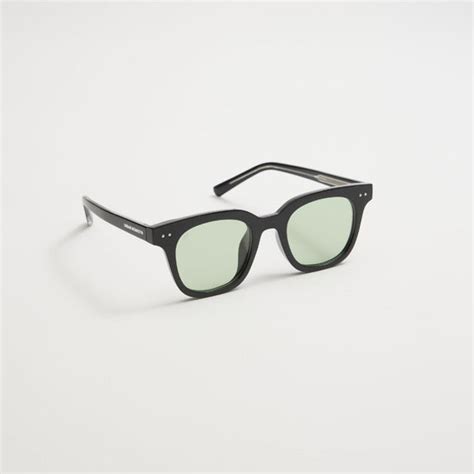 Buy um classic wayfarer // 003 Eyewear Online – Urban Monkey®