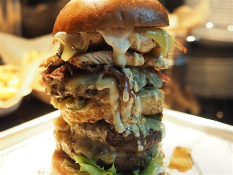 Greedy Cow - Luscious exotic burgers | the food connoisseur