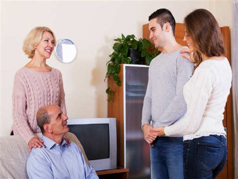 I wish I knew these 7 things before meeting my girlfriend's parents ...