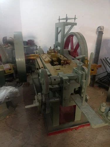 Small Size Screw Rolling Machines 的图像结果