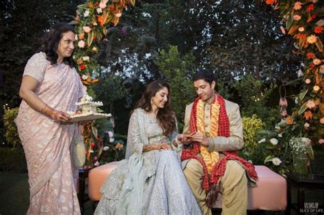 The Complete Planning Guide with Ring Ceremony Ideas for the Millennial ...