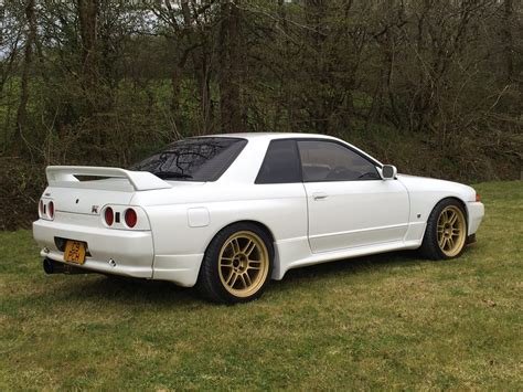 Nissan Skyline R32 GTR - Jap Imports UK