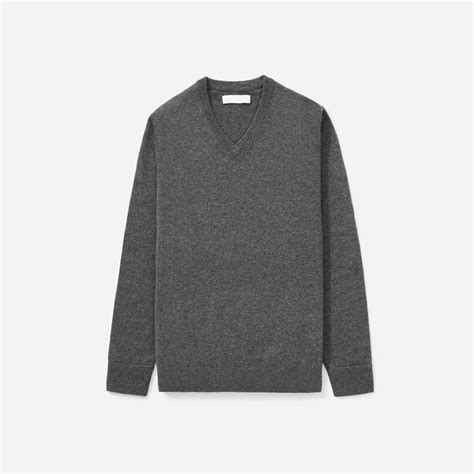 The 19 Best Cashmere Sweaters for Men, According to Stylish Guys
