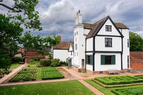 Black and white - mostly - Reviews, Photos - Boscobel House - Tripadvisor