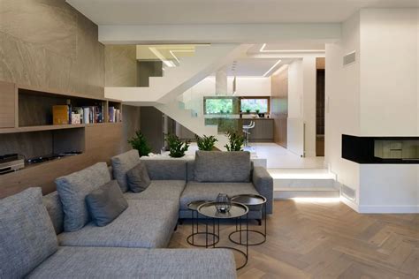 House Stairs to Second Floor: ideas & design features - Luxury ...