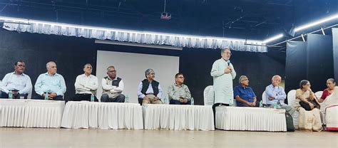 Mumbai University Teachers Unite To Honour Professor Kishore Theckedath ...