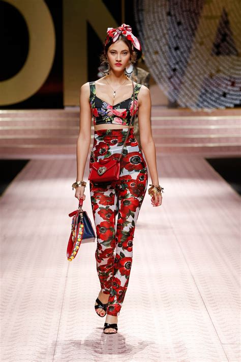 Expensive Clothes 的图像结果