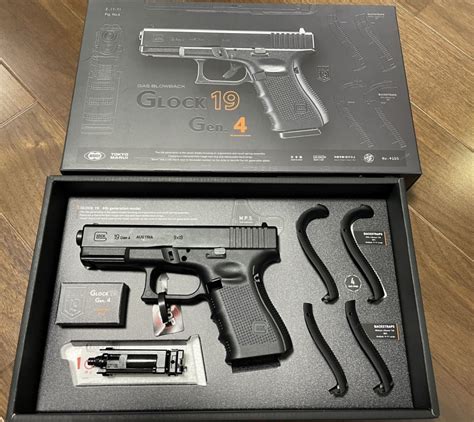 Yahoo!オークション - 東京マルイ GLOCK19 4rd Generation 外装パーツ...