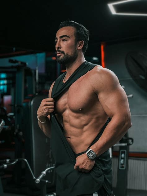 Man With Abs Photos, Download The BEST Free Man With Abs Stock Photos ...