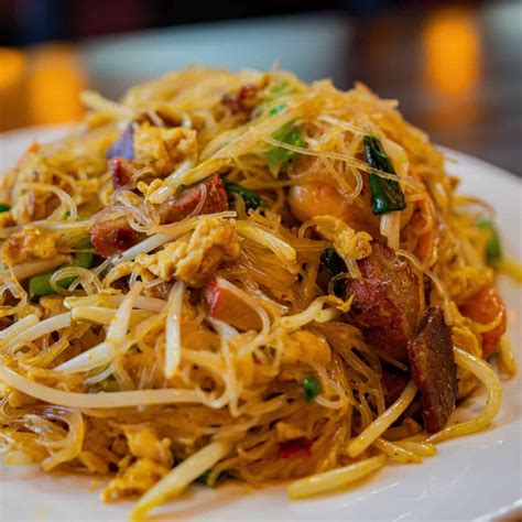 Easy One-Skillet Singapore Rice Noodles | All Ways Delicious