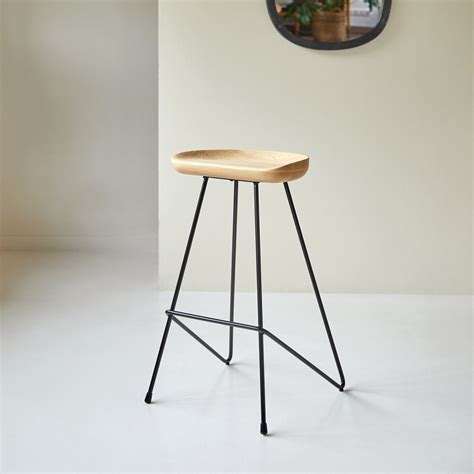 Apollo Bar Stool – The Leaf Crafts