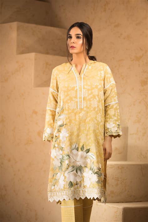Sapphire Naqsh Dar Lawn Eid Collection Vol-V – Lumiere A – YourLibaas