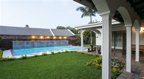 MENLYN APARTMENTS (Pretoria) - Guesthouse Reviews, Photos, Rate ...