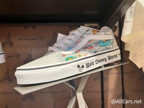 Vans Vault X Disney: Hợp Tác Đặc Biệt Kết Hợp Sự Sáng Tạo