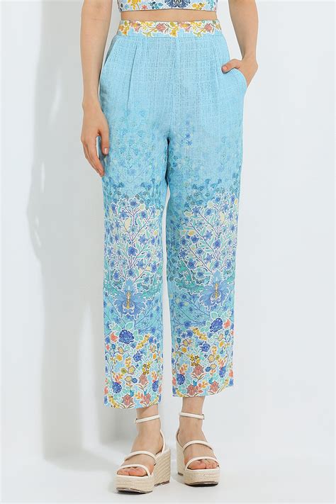 Deeksha Mishra in Sayda Rara Pants – Ranna Gill India