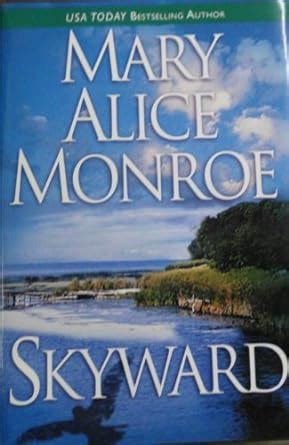 Skyward : Amazon.in: Books