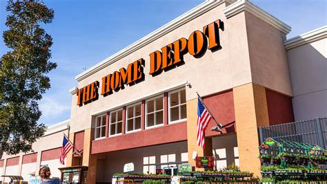 Home Depot's CFO blasts America's 'retail theft problem' after huge ...