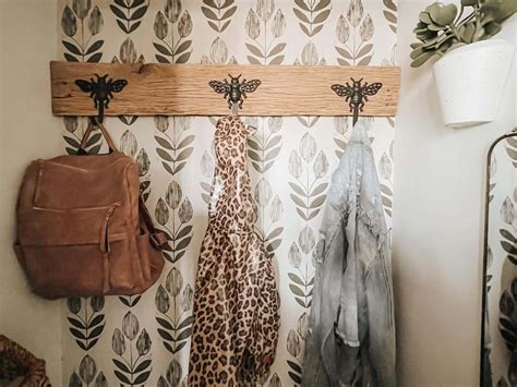 'Unsellable Houses' (HGTV) Season 6 Chances, Twins and More - Parade ...
