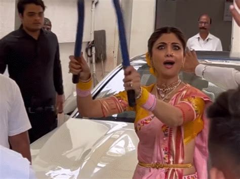 Shilpa danced to the beat of the drum and performed the dissolution of ...