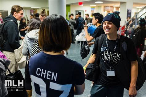 MLH Hackathon 的图像结果