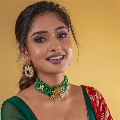 GREEN BEADED CHOKER – mspinkpanther