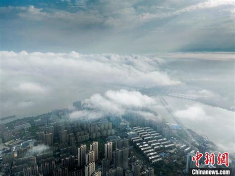 中国水利水电第八工程局有限公司 图片新闻 九江项目十里河生态景观改造工程竣工