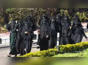 nikah halala: SC to set up fresh 5-judge bench to hear pleas ...