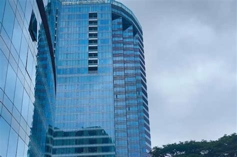 WeWork Embassy One Pinnacle - Coworking Space and Shared Office Space ...