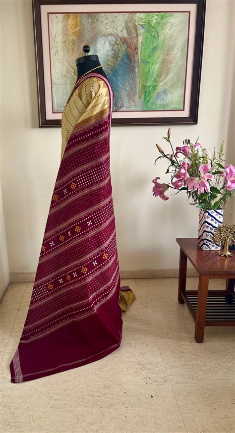 NIKHILA- CREAM MAROON SONEPUR SILK WITH RUDRAKSHA BORDER – MOS Preloved