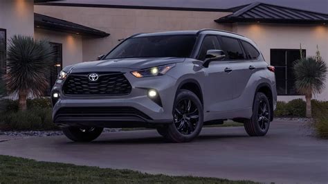 Every Toyota 7-Seater SUV You Can Buy Today