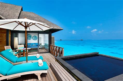 JA-Manafaru-Sunrise-Water-Villa-with-Infinity-pool-1