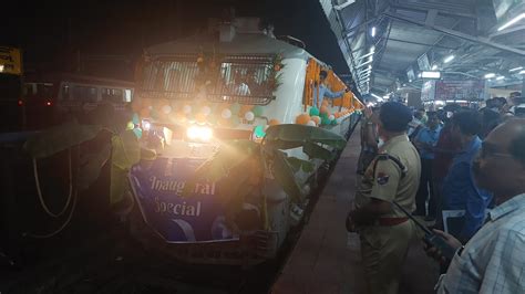 Railway Minister Ashwini Vaishnaw, Dharmendra Pradhan flags off ...