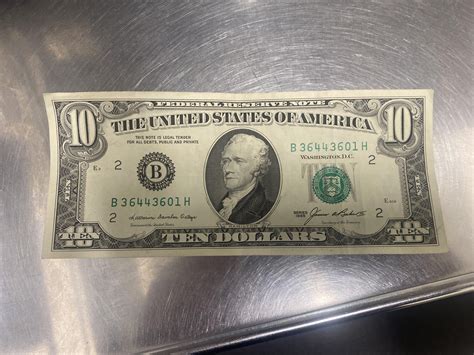 A near-mint series 1985 $10 bill someone just bought their food with. : r/mildlyinteresting