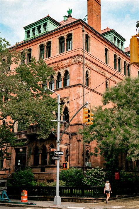 10 CHARMING Brooklyn Neighborhoods (Worth Knowing About)