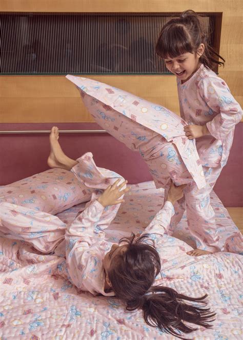 Get Princess Graphic Pink Nightsuit Set at ₹ 1630 | LBB Shop