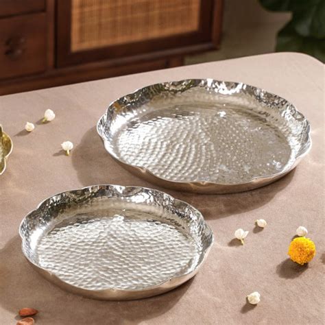Silver Urli Tray With Flower Shape Set Of 2 Online - Premium Urli ...